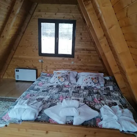 Vikendica Ines Holiday home Nova Varos