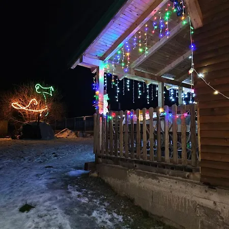 Vikendica Ines * Nova Varos